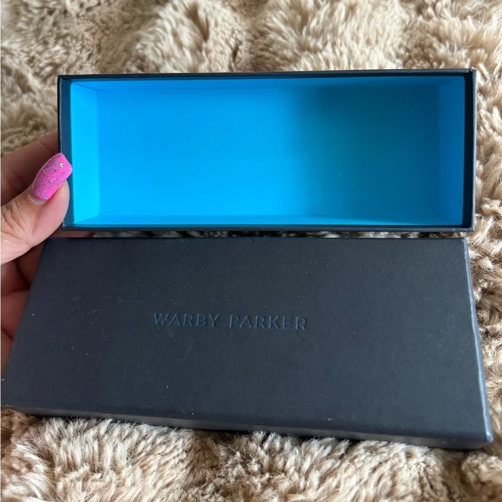 NEW Warby Parker Eyewear Sunglasses Magnetic Hard Shell Case With Box Navy Blue
